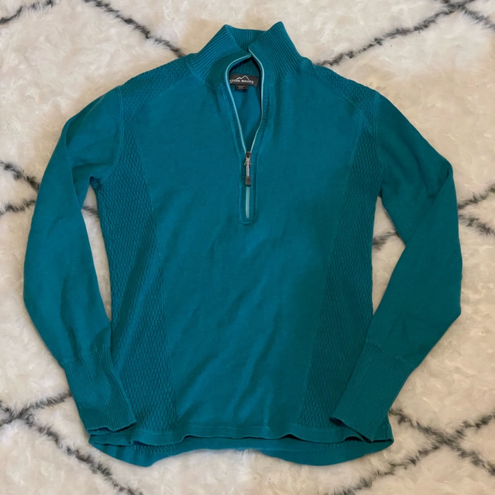 Eddie Bauer fitted sweater